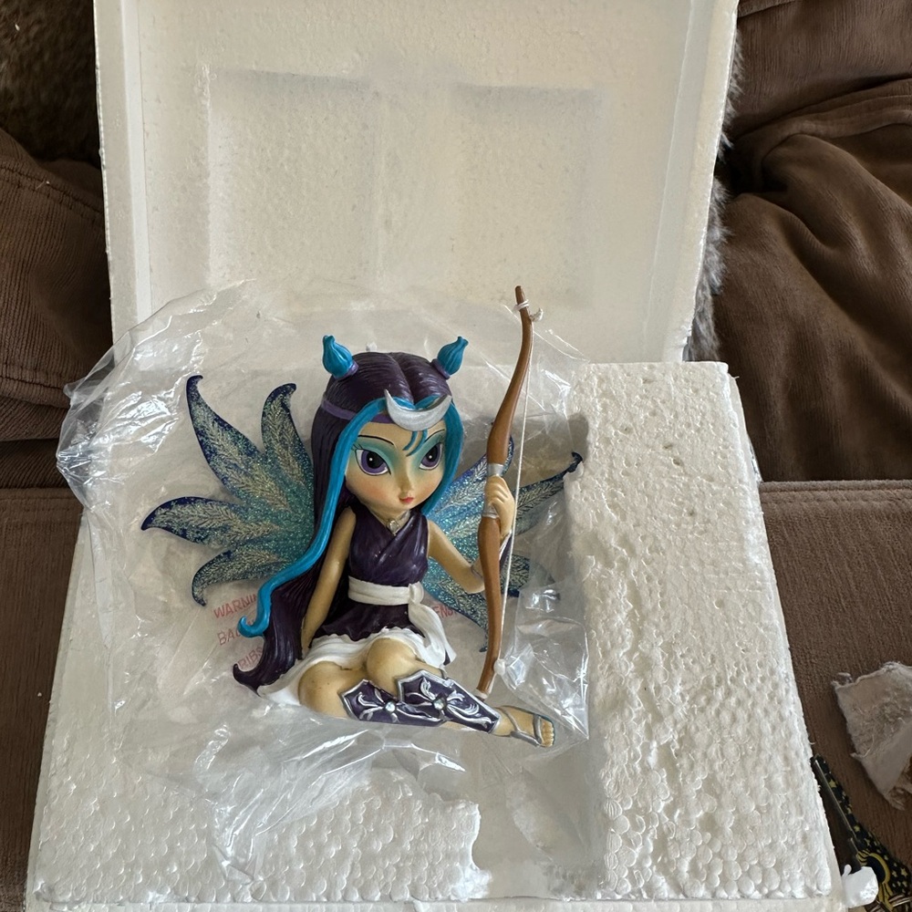 Jasmine becket Griffith Artemis fairy